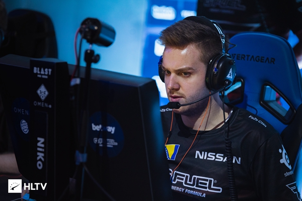 老队长的声 老队长的声